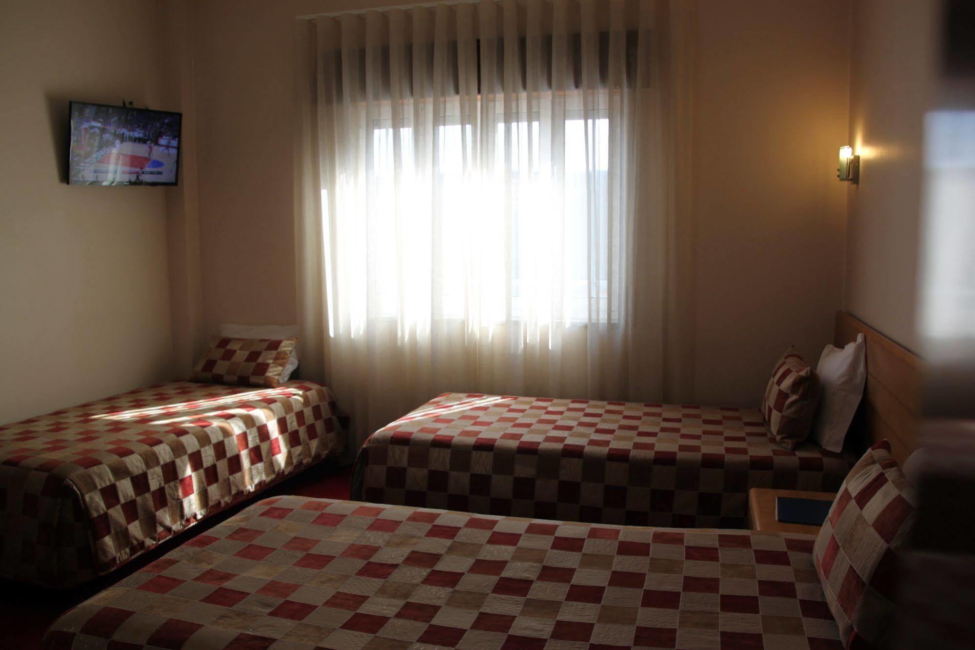 Hotel Quasar Pedroucos  Kültér fotó